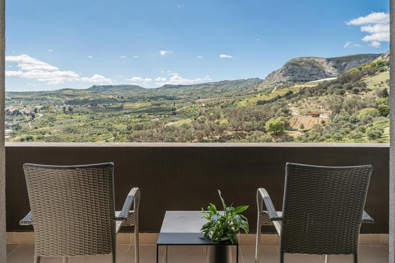 Villa Amavi - Private Heated Pool Kato Asites المظهر الخارجي الصورة
